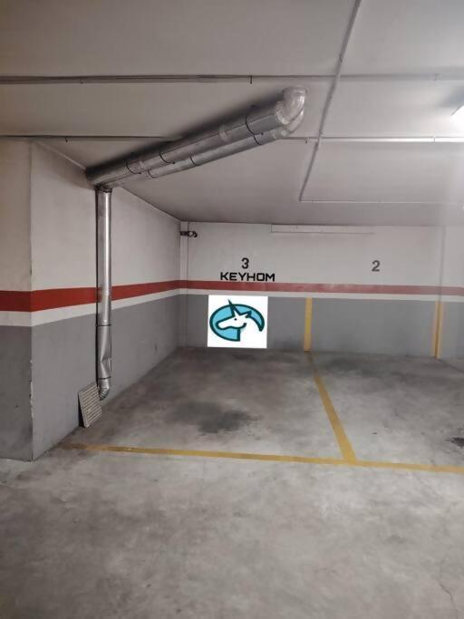 El Castuo Centro Historico Con Parking Apartment Caces Exterior foto